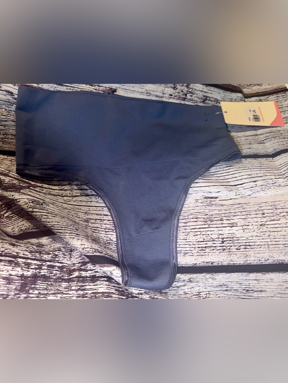 NWT Yummie Ultralight Shaping Thong